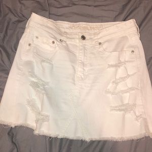 American eagle white denim skirt